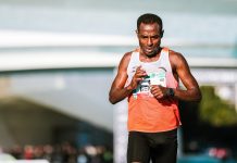 Світовий рекорд марафону у 41 рік – Бекеле неймовірно пробіг у Валенсії