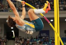 Арман Дюплантіс ввосьме оновив світовий рекорд в стрибках з жердиною