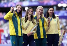 Українсько-австралійський п’єдестал – як у Парижі нагородили олімпійських медалісток зі стрибків у висоту