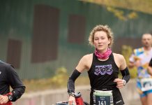 Наймолодший учасник “Київського марафону Незламності” подолав головну дистанцію у візочку